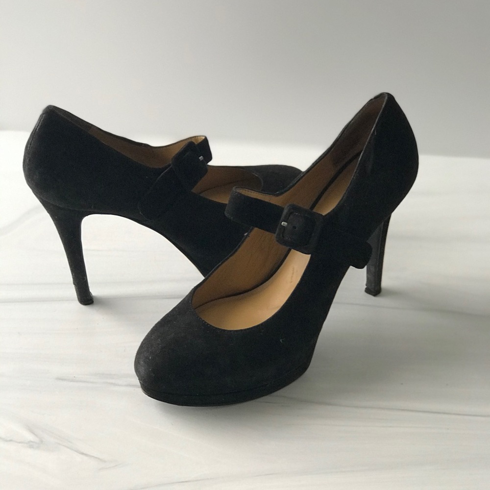 SOLD!!! Nine West Women’s Black Buckle Mary Jane Heels